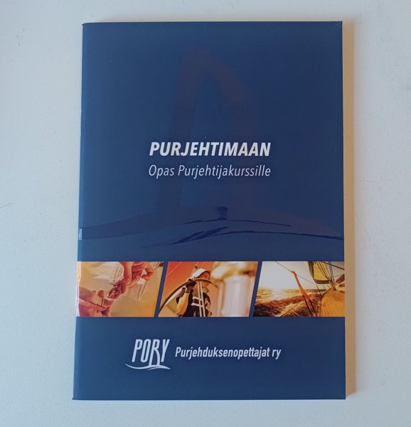 Product image of  Purjehtimaan - Opas purjehtijakurssille