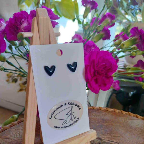 Product image of  PikkuSydämet - Musta