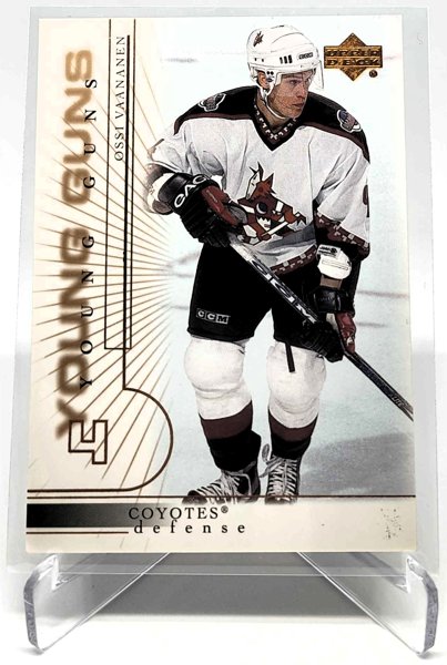 Product image of  2000-01 #425 Ossi Väänänen Young Guns - NOTE