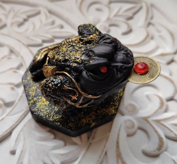 Product image of  Feng Shui rahasammakko, musta-kulta