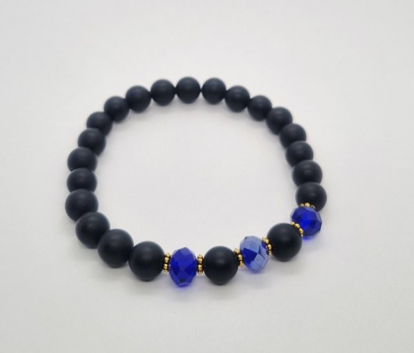 Product image of Musta Onyx rannekoru, 18cm