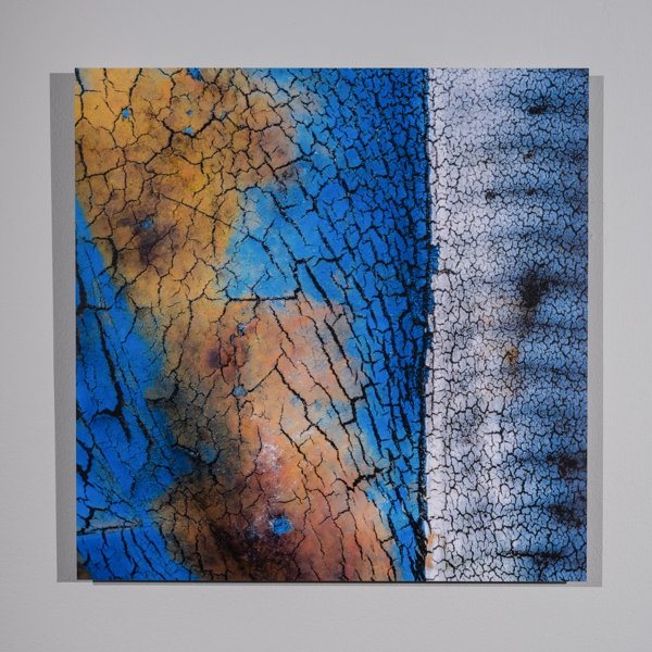 Product image of Rajalla, 50 x 50 cm, 2021, valokuvataulu, editio 1/5