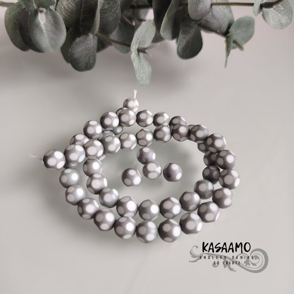 Product image of  10kpl -Pyöreä pilkullinen -harmaa/valkoinen - 8mm