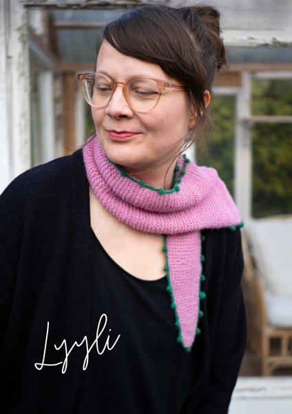 Product image of  Lyyli-huivi, suomenkielinen ohje