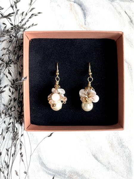 Product image of  "Treasure” -korvakorut /pieni (vuorikrist. & persikka-avent.)
