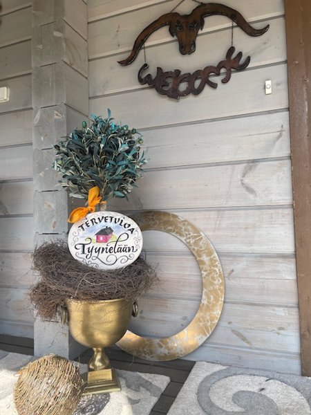 Product image of  Tilaustyö Tervetuloa Tyynelään - käsinmaalattu kyltti