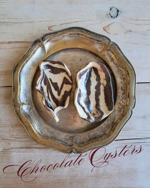 Product image of  Chocolate Oyster - Suklaaosteri