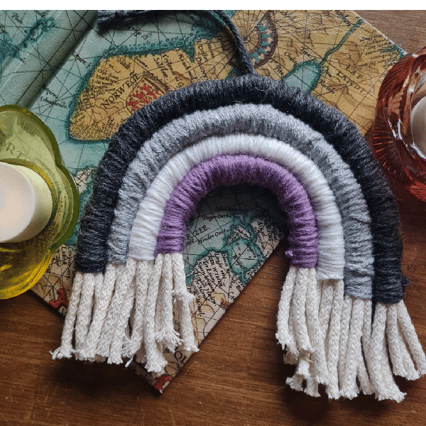 Product image of  Makramekaari - Aseksuaali (iso)