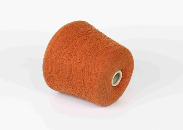 Product image of  10% cashmere, 40% merinovilla 28% viskoosi 7% angora 15% PA 100g