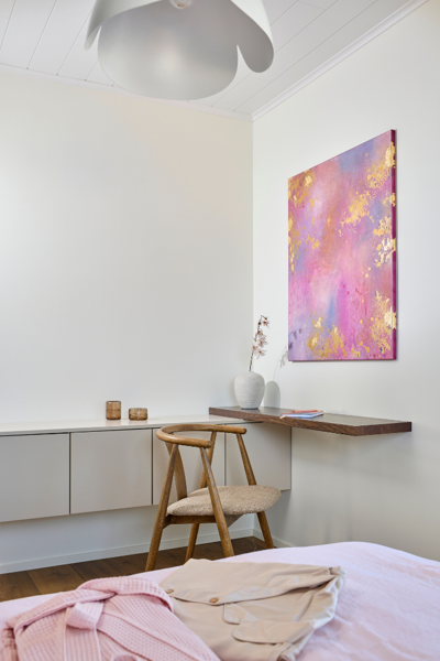 Product image of  "Celestial Bloom" / Akryylimaalaus 80x100cm