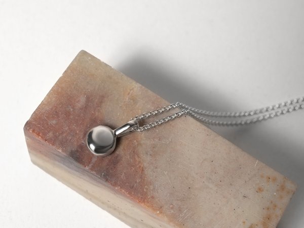 Product image of  'Little Moon' - kaulakoru