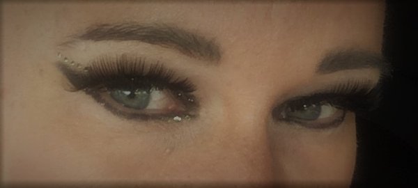 Product image of Jäsenille: Burleskin puuteri- ja vänikkäpaja