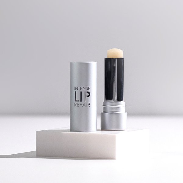 Product image of Nannic Intense Lip Repair väritön huulivoide