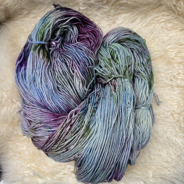 Product image of  Villasukka SPORT, 150 g, Taikurin jalokiviluola, UNIIKKI