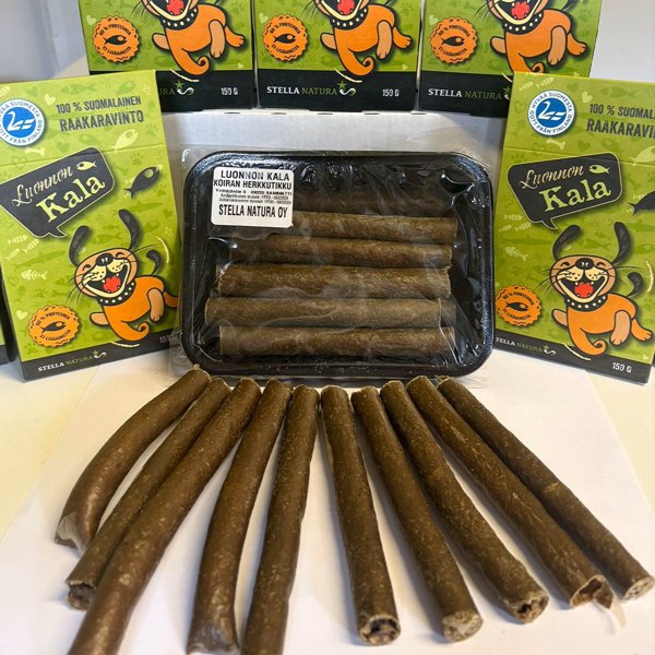 Product image of Luonnon Kala koiran herkkutikku 150 g