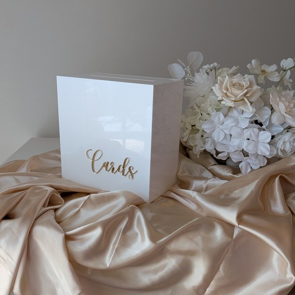 Product image of  WHITE - akryylinen korttilaatikko