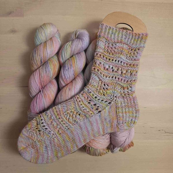 Product image of  Hilda-sukkien ohje