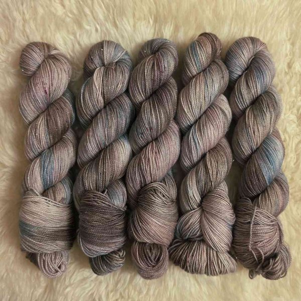 Product image of  Merino sock GLITTER, Kuppi kuumaa