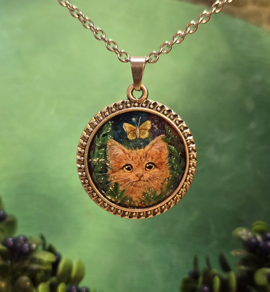Product image of Taideriipus, Kissa ja perhonen