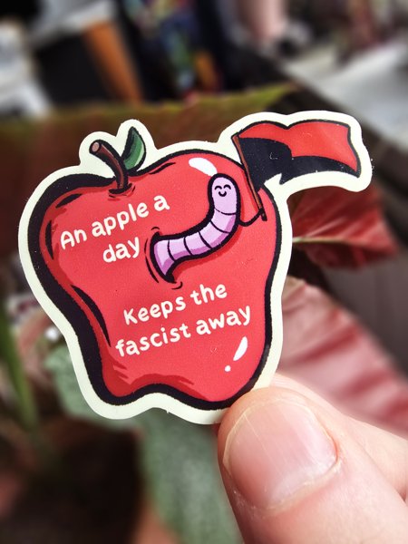 Product image of  Apple a day keeps the fascist away -tarra