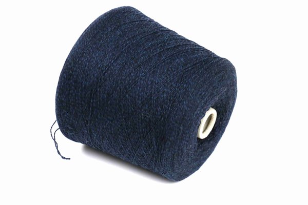 Product image of  10% cashmere, 40% merinovilla  30% viskoosi 20% polyamidi 100g