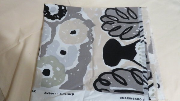 Product image of  MARIMEKKO Maija Isola Amfora kangas